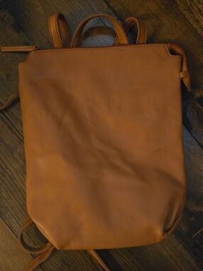 Anthopologie Zip Top 100% Sheep Leather Back Pack Unisex  Gender Fluid